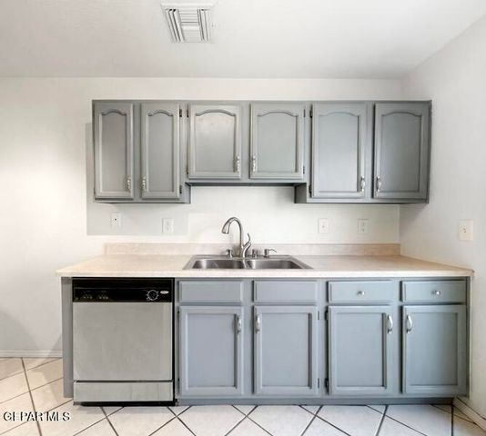 12476 Sombra Fuerte Drive, El Paso, TX 79938