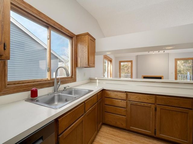 5545 Knoll Drive, Shoreview, MN 55126