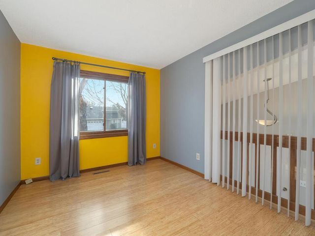 5545 Knoll Drive, Shoreview, MN 55126