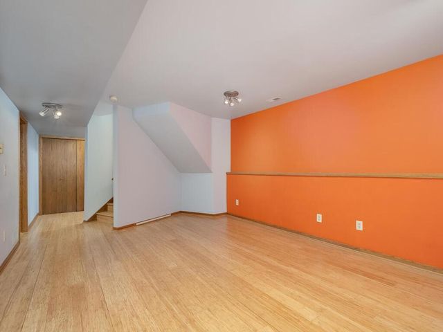 5545 Knoll Drive, Shoreview, MN 55126