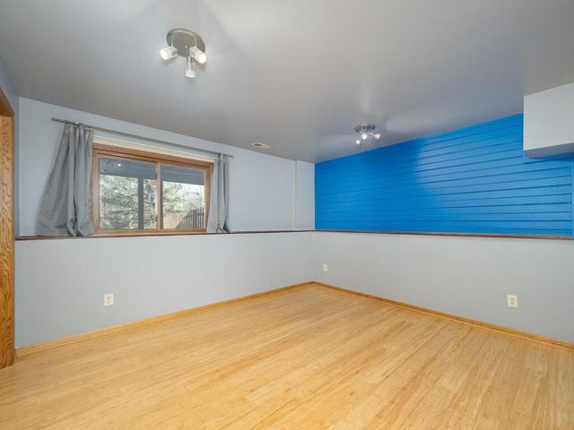 5545 Knoll Drive, Shoreview, MN 55126