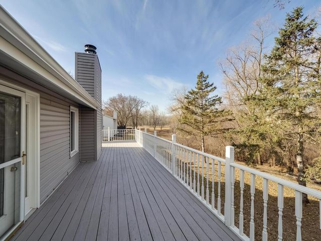 5545 Knoll Drive, Shoreview, MN 55126