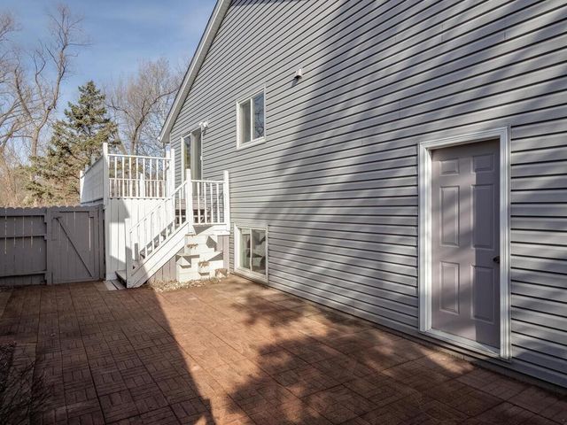 5545 Knoll Drive, Shoreview, MN 55126