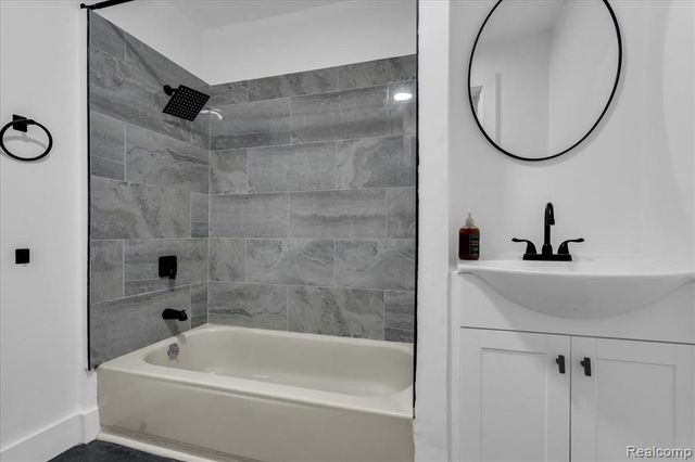 22285 Wyman Street, Detroit, MI 48219