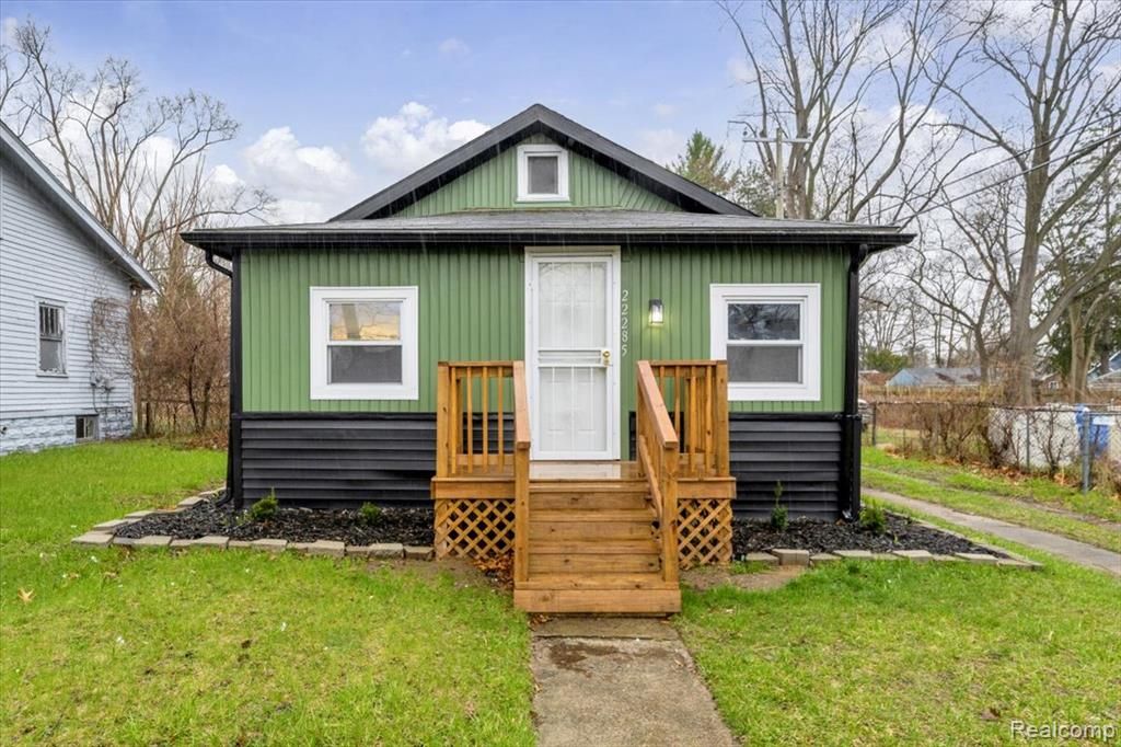 22285 Wyman Street, Detroit, MI 48219