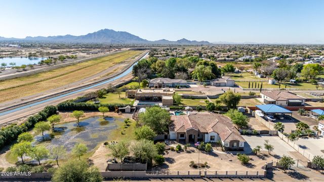 16325 E MAGNOLIA Drive, Gilbert, AZ 85298