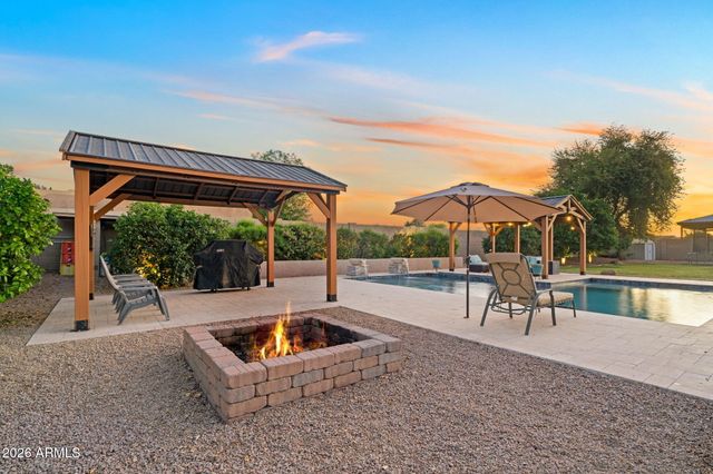 16325 E MAGNOLIA Drive, Gilbert, AZ 85298