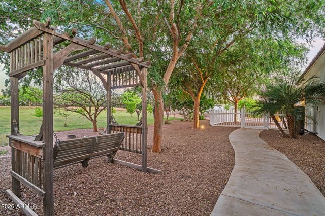 16325 E MAGNOLIA Drive, Gilbert, AZ 85298
