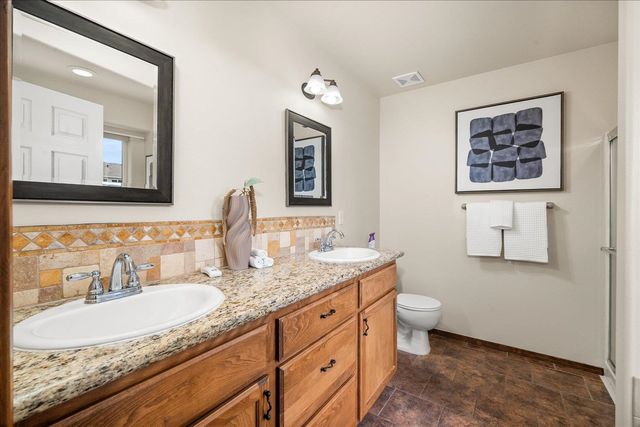 5122 N Harvard Ct, Spokane, WA 99206