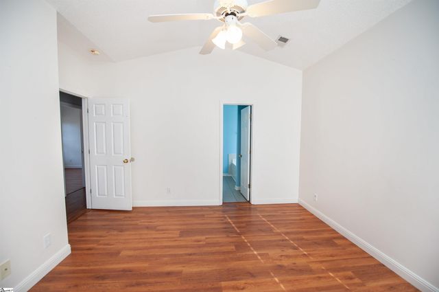 298 Glen Crest Drive, Moore, SC 29369