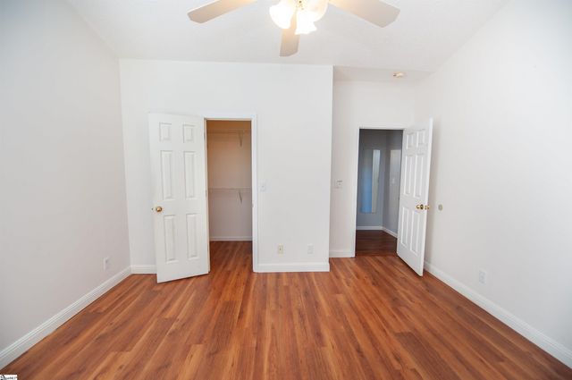 298 Glen Crest Drive, Moore, SC 29369