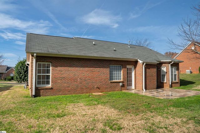 298 Glen Crest Drive, Moore, SC 29369