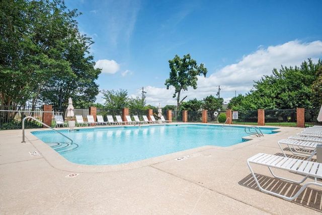 197 High Creek Drive, Roswell, GA 30076