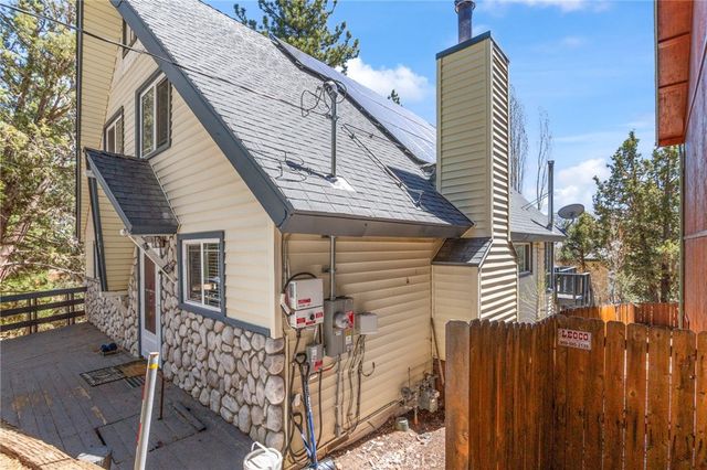 366 Curly, Big Bear City, CA 92314