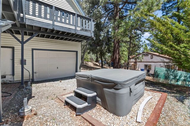 366 Curly, Big Bear City, CA 92314