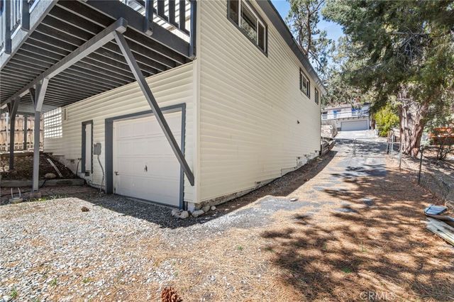 366 Curly, Big Bear City, CA 92314