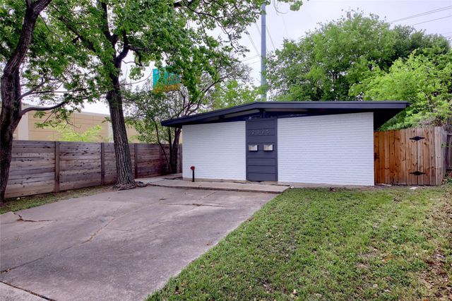 2325 Newfield LN A, Austin, TX 78703