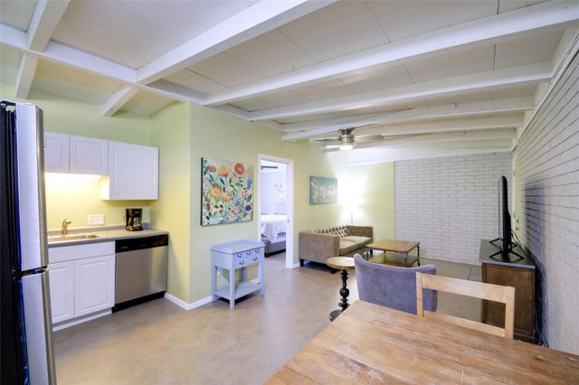 2325 Newfield LN A, Austin, TX 78703