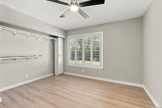 1006 Homeric Dr, San Antonio, TX 78213