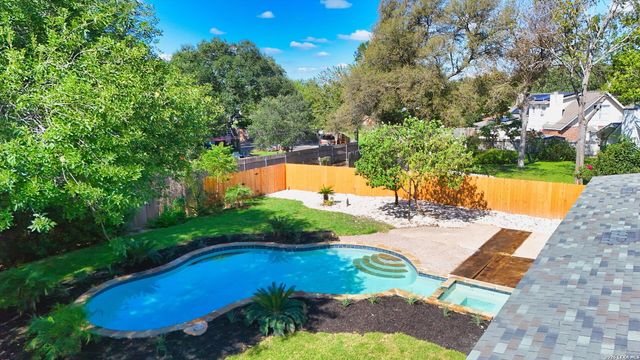 1006 Homeric Dr, San Antonio, TX 78213