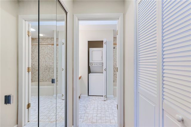 816 Williamsbug Circle 816, Warwick, RI 02886