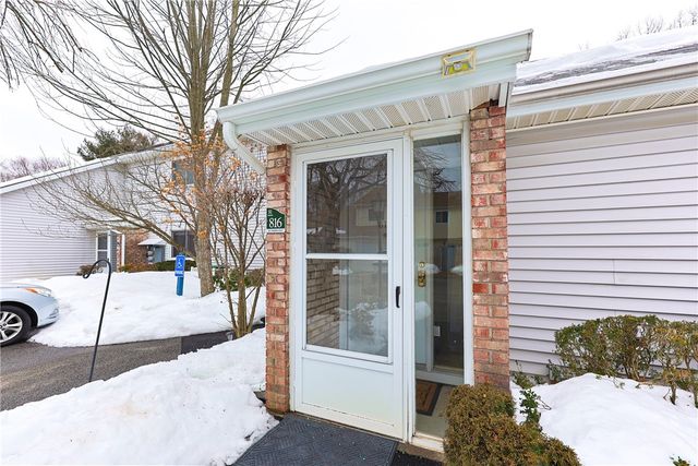 816 Williamsbug Circle 816, Warwick, RI 02886