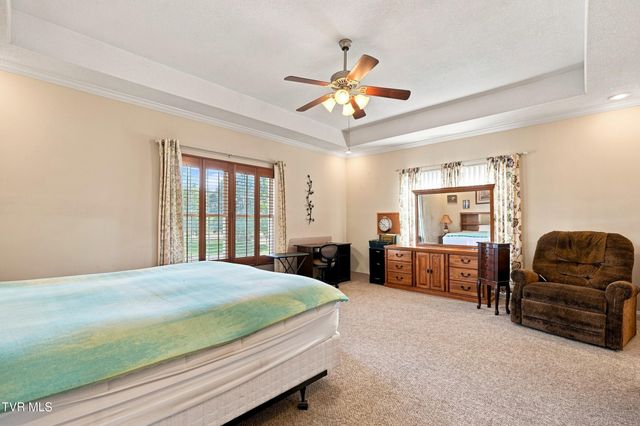286 Upper Sand Valley Road, Jonesborough, TN 37659