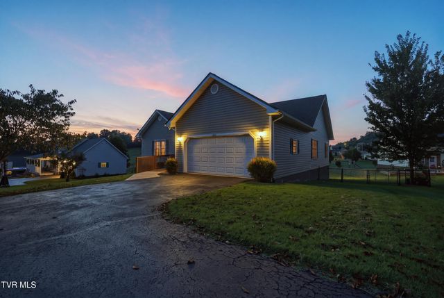 286 Upper Sand Valley Road, Jonesborough, TN 37659