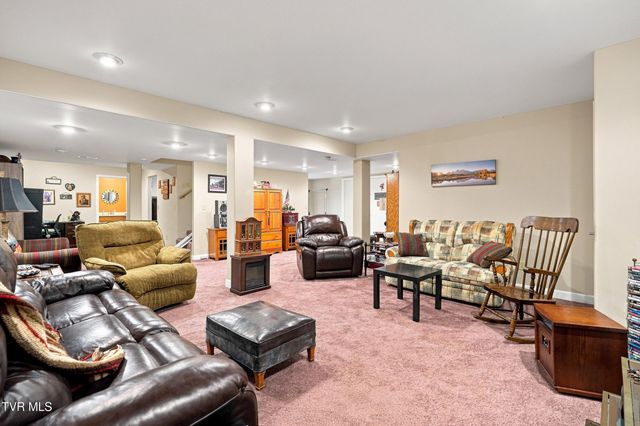 286 Upper Sand Valley Road, Jonesborough, TN 37659