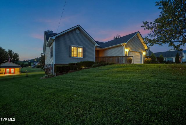 286 Upper Sand Valley Road, Jonesborough, TN 37659