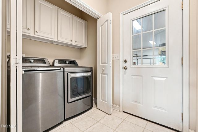 286 Upper Sand Valley Road, Jonesborough, TN 37659