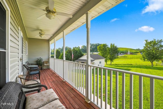 286 Upper Sand Valley Road, Jonesborough, TN 37659