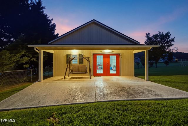 286 Upper Sand Valley Road, Jonesborough, TN 37659