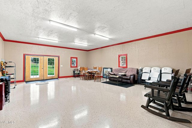 286 Upper Sand Valley Road, Jonesborough, TN 37659