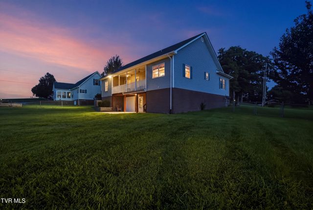 286 Upper Sand Valley Road, Jonesborough, TN 37659