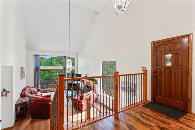 27528 Ashwood Lane, Lake Arrowhead, CA 92352