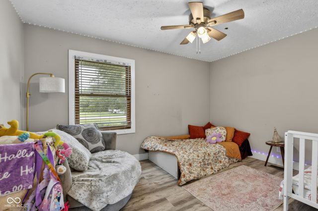 4703 W 1200 N, Knightstown, IN 46148