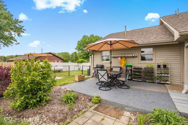 4703 W 1200 N, Knightstown, IN 46148