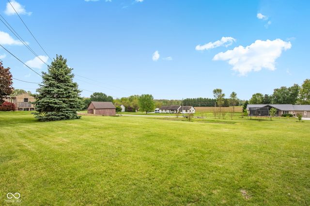 4703 W 1200 N, Knightstown, IN 46148