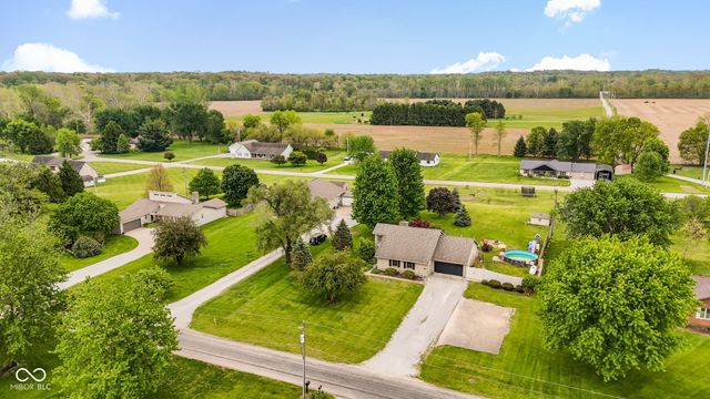 4703 W 1200 N, Knightstown, IN 46148