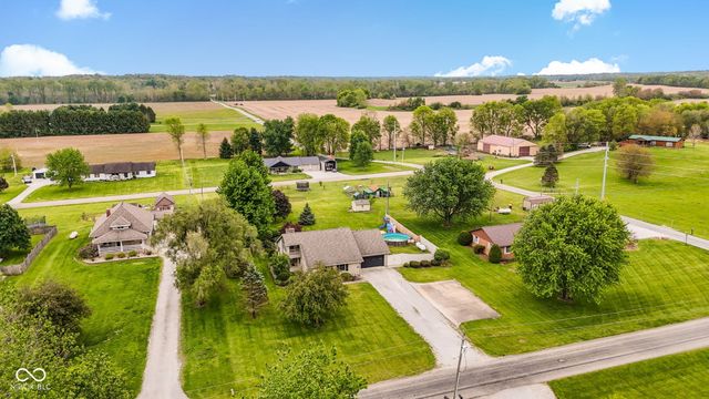 4703 W 1200 N, Knightstown, IN 46148