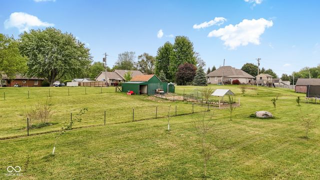 4703 W 1200 N, Knightstown, IN 46148