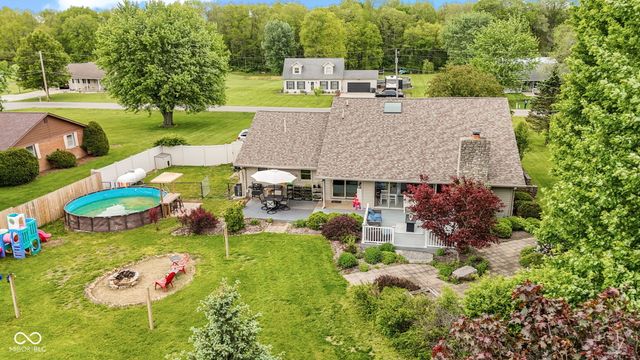4703 W 1200 N, Knightstown, IN 46148