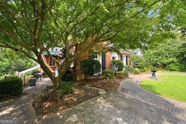 2688 Stanislaus Circle, Macon, GA 31204
