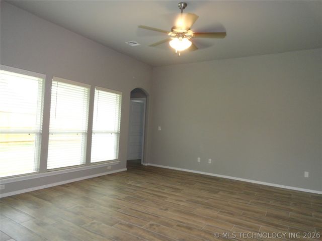 13410 E 43rd Street, Tulsa, OK 74134