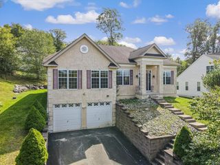 1606 BIG RIDGE Drive, Middle Smithfield Twp, PA 18302