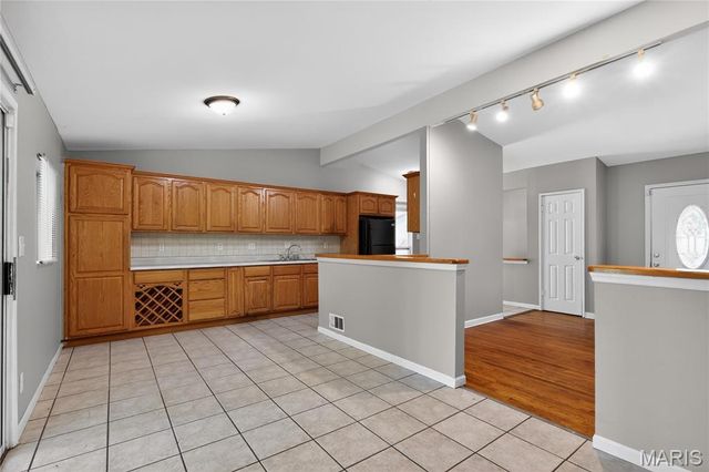 1190 Cheyenne Drive, St Louis, MO 63033