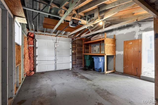 1190 Cheyenne Drive, St Louis, MO 63033