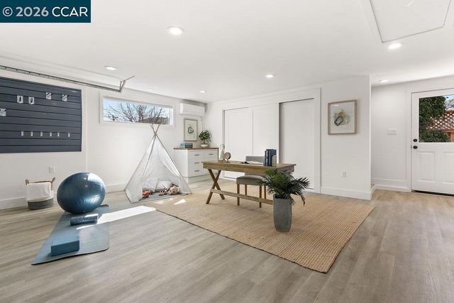 7 7 Whitehall Dr, Orinda, CA 94563