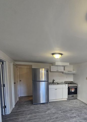 7 Montgomery Street, Brentwood, NY 11717